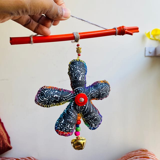 Flora Mini Hanging - black