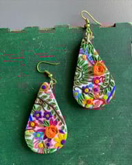 Honeyed’ teardrop clay earrings