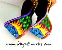 Handpainted Jutti