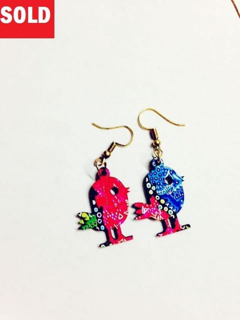 [SOLD] Artwork Wooden Earrings - Tweety- Vibgyorize