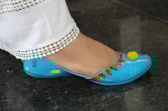 BLUE POPSICLE ~ Beautiful Handpainted Juttis