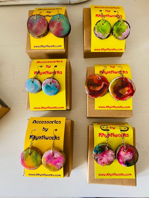 ResinArt on Wood earrings - Green
