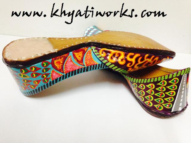 Rangeeli Handpainted Jutti