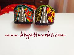 Rangeeli Handpainted Jutti