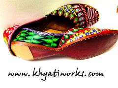 Handpainted Jutti