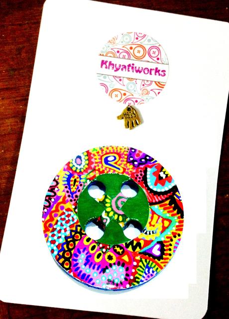 Color-tastic Button Wooden Magnet