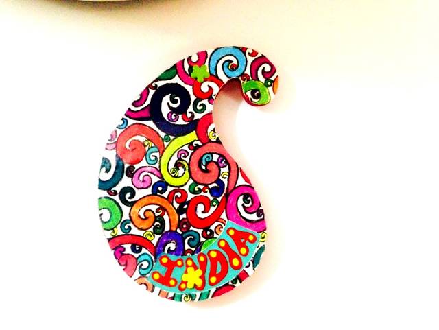 Florosphere Paisley India Wooden Magnet