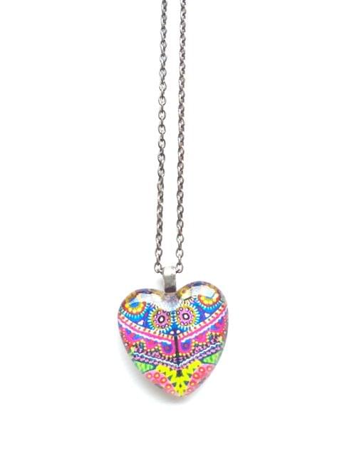 Asperse heart glass pendant with chain