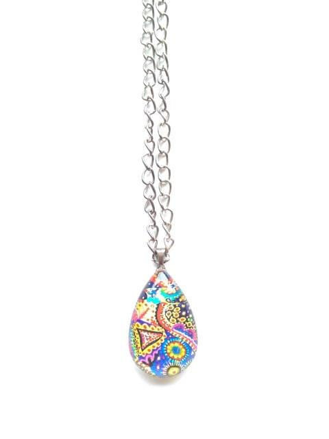 Enthralling drop glass pendant with chain