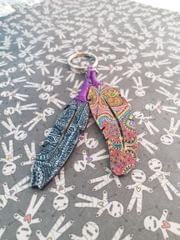 COLORFUL ARTWORK WOODEN KEY CHAIN- FEATHER SHAPED-4