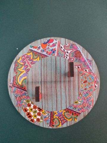 Key Holders - Circle Wooden Base with  ILLuminati Eyes Artwork Frame