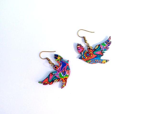ARTWORK WOODEN EARRINGS - COLORFUL FLY BIRD SHAPED