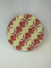 ALIEN ROUND COASTERS IN NEUTRAL COLORS