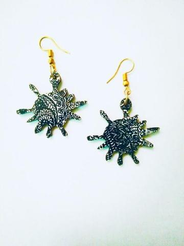 SPLASH EARRINGS IN ILLU-GINATION ARTWORK