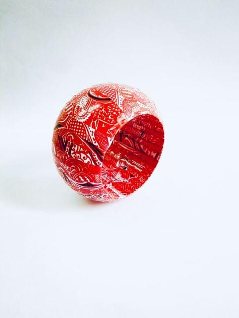 RAVISHING RED BANGLE