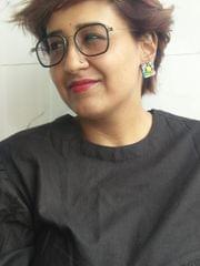 Honey Bee Studs
