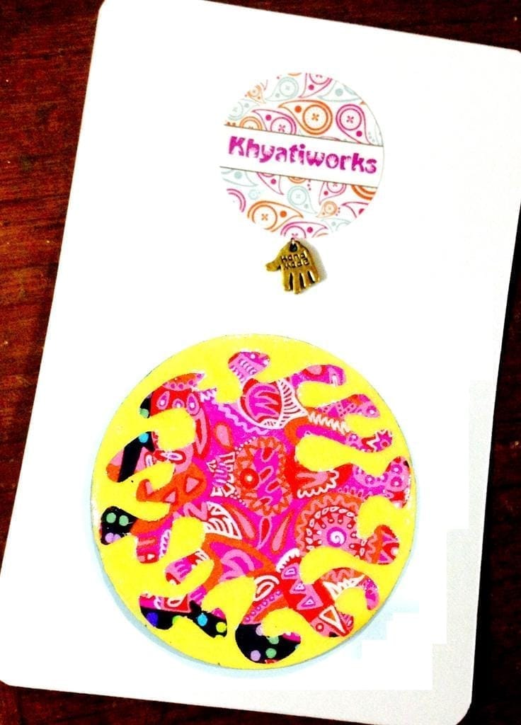 Fluidy Pink Circle Wooden Magnet