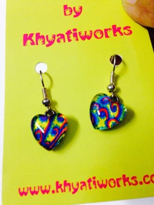 Mor-Pankh Heart Glass Earrings