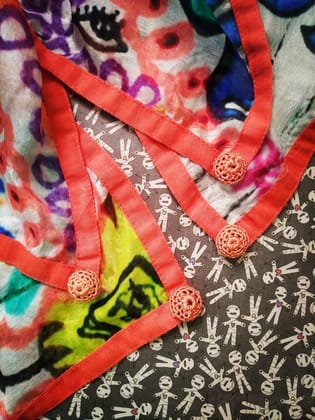 CROCHET BUTTON DETAIL STOLE