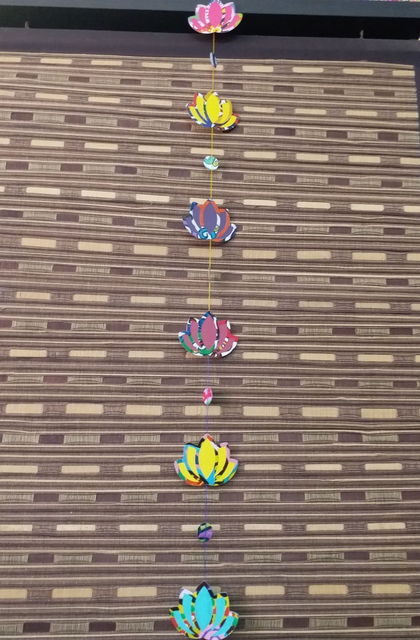 COLORFUL LOTUS FLOWER SHAPED BUNTING WITH TASSEL 2