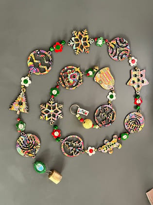 XMas special hangings - Assorted XMas elements for door or wall - ASSORTED 4