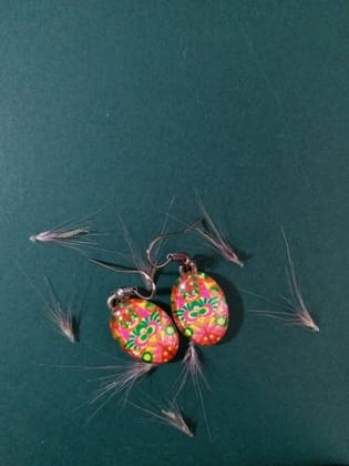 TOUCH OF PINK OVAL GLASS EARRINGS