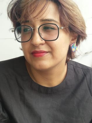 Sunny Blue Rays Studs