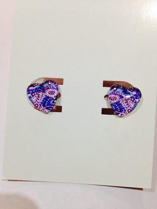 Grapee Heart Studs