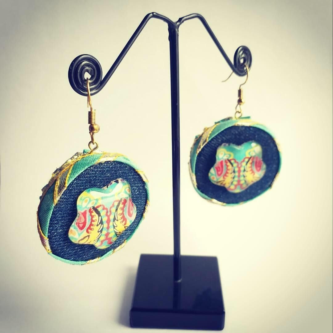 DENIM GLASS EARRING - TEAL GOTTA