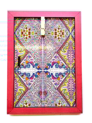 The Story of Waves Photo Frame with Magenta Borders 2