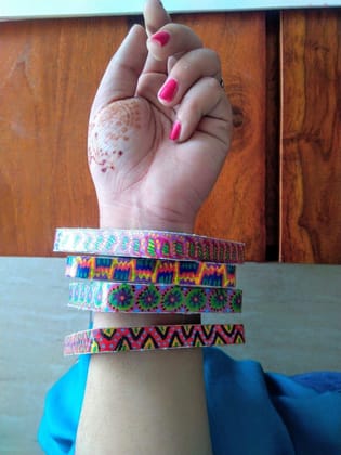 Set of 4 square bangles