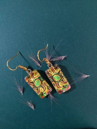 GREEN CHIC GLASS EARRINGS