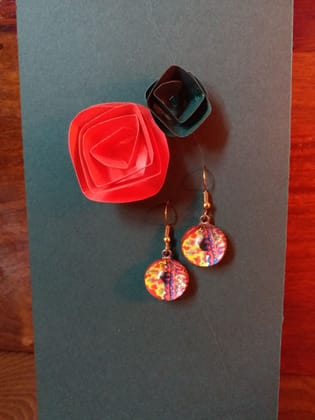 BLACK DOT CIRCLE EARRINGS