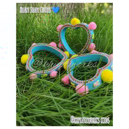 Heart Shapes Cuties - blue