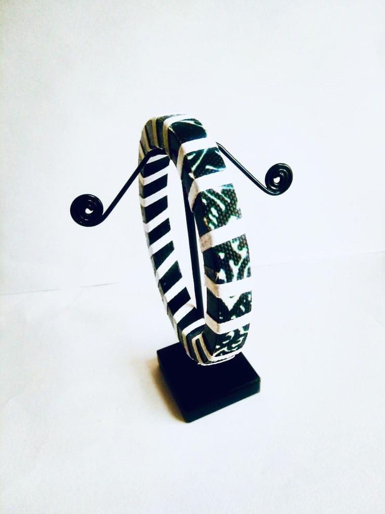 Summer Cooler - Vintage Black and White Bangle