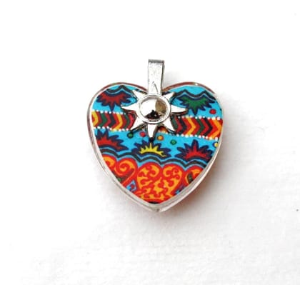 EYE-CANDY - Heart shaped GlassTile Pendant