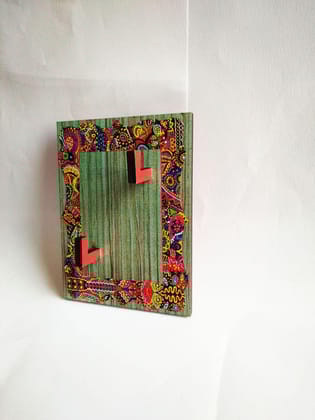 KEY HOLDER - RECTANGLE WOODEN BASE WITH ' WHEN COLORS SPEAK ' ARTWORK FRAME
